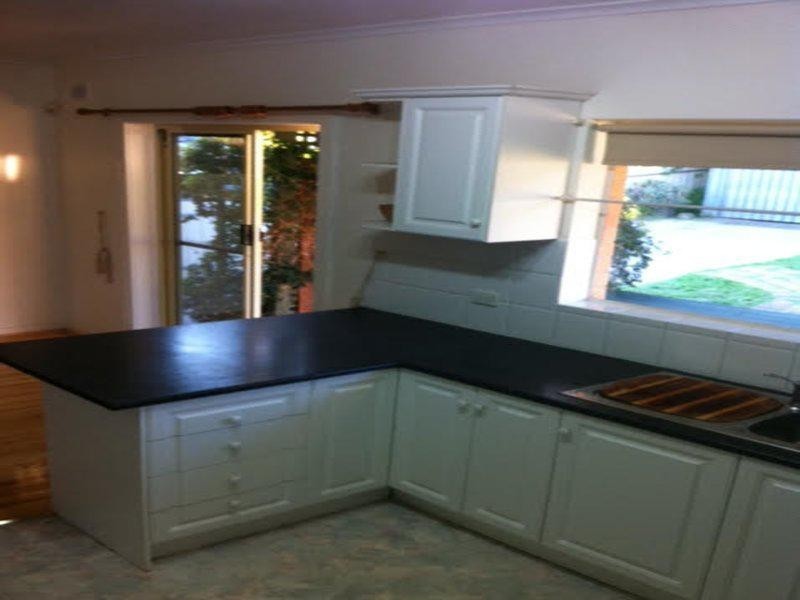 36 Rialto Avenue, Para Hills SA 5096