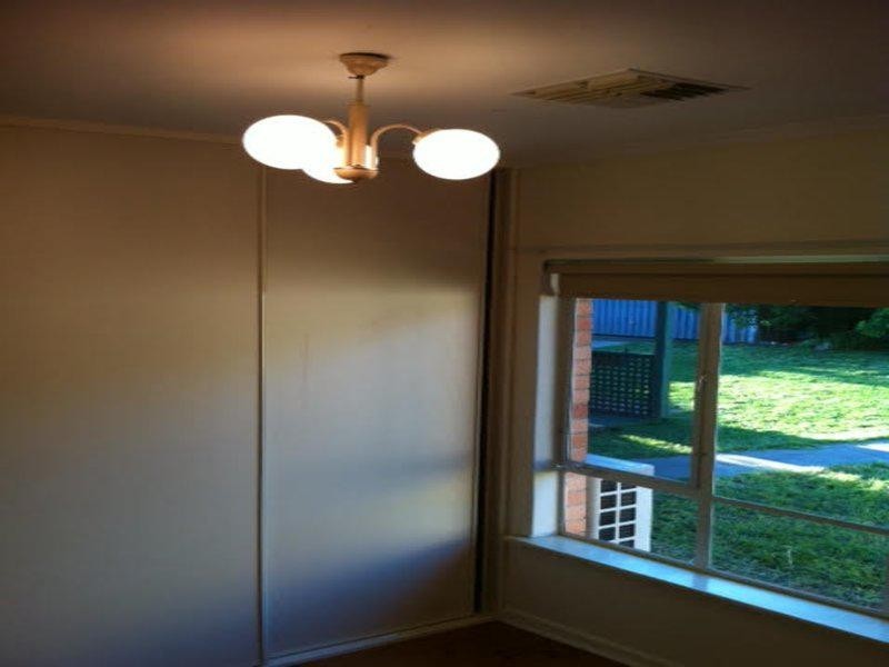 36 Rialto Avenue, Para Hills SA 5096