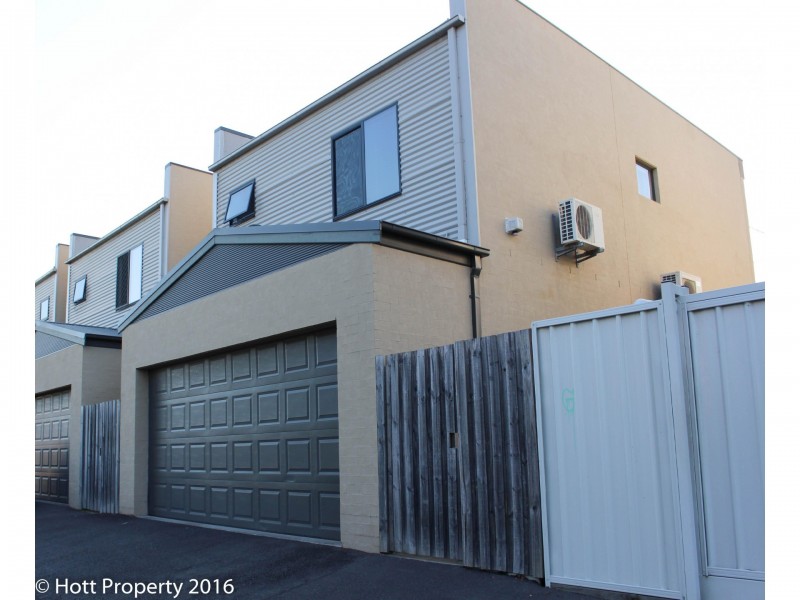 3 Bailey Street, Adamstown NSW 2289