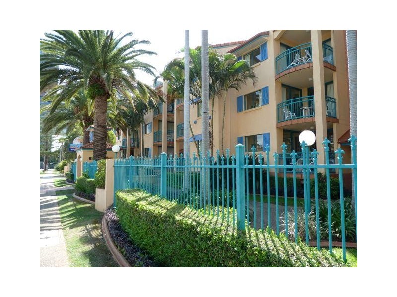 28/11-19 Philip Avenue, Broadbeach QLD 4218