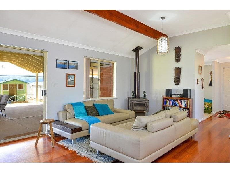 24 Chapman Drive, Somerville WA 6430