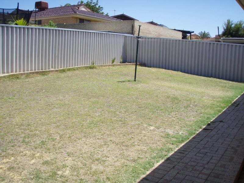 6a Olivia close, Alexander Heights WA 6064