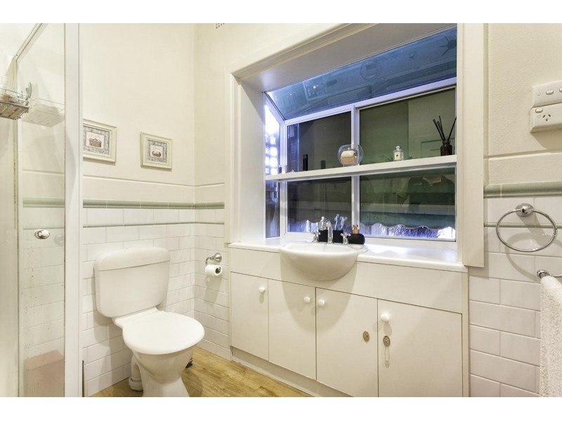 1A Gabriel Avenue, Malvern East VIC 3145