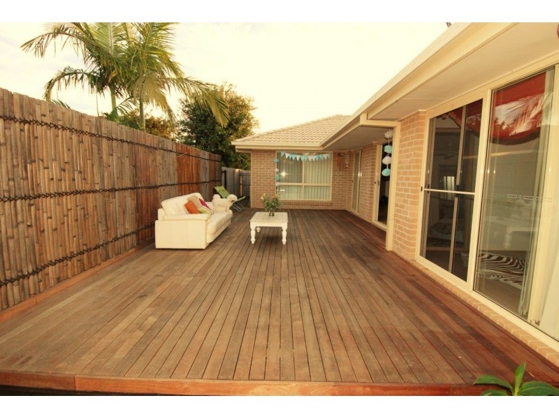 14 Daryl Drive, Varsity Lakes QLD 4227