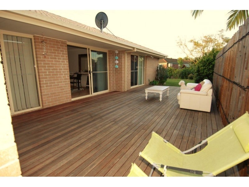 14 Daryl Drive, Varsity Lakes QLD 4227