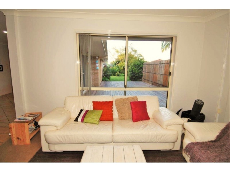 14 Daryl Drive, Varsity Lakes QLD 4227