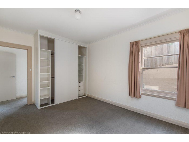 1/79 Malunna Road, Lindisfarne TAS 7015