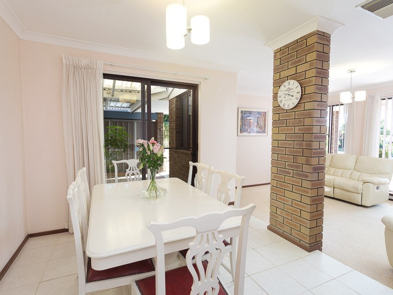 31 Spigl Way, Bateman WA 6150