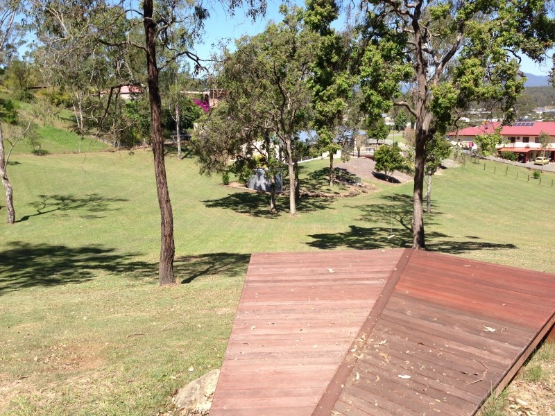 19 Friendship Court, Mundoolun QLD 4285