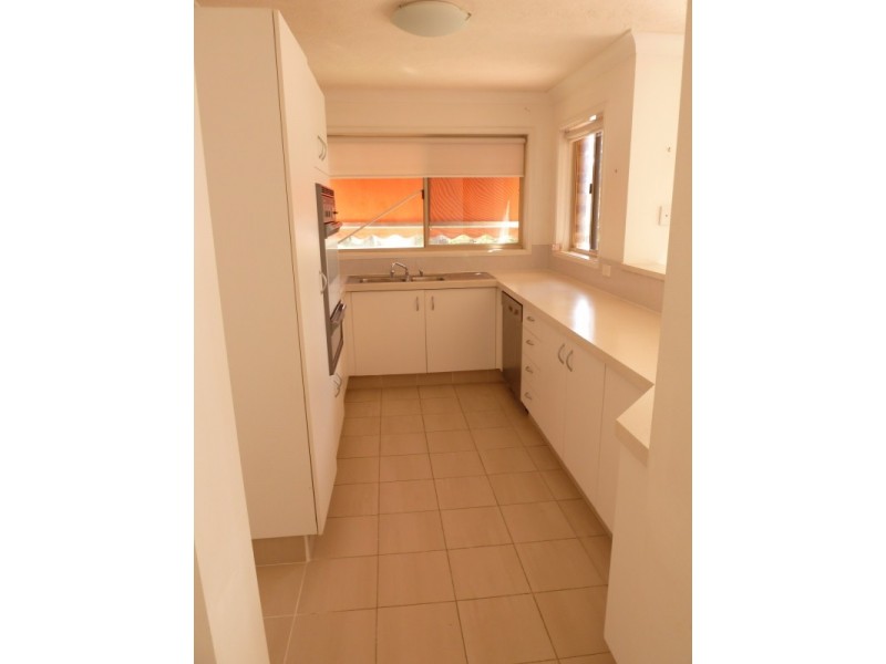 8/61 Bauer Street, Southport QLD 4215