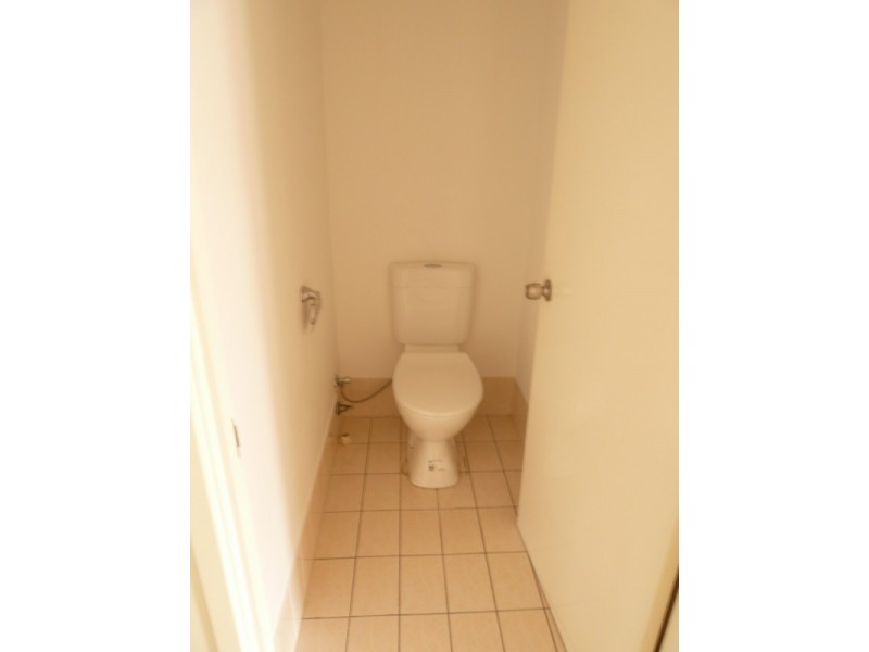 8/61 Bauer Street, Southport QLD 4215