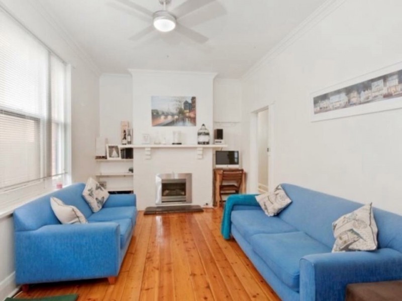 8/13 St Johns Row, Glenelg SA 5045