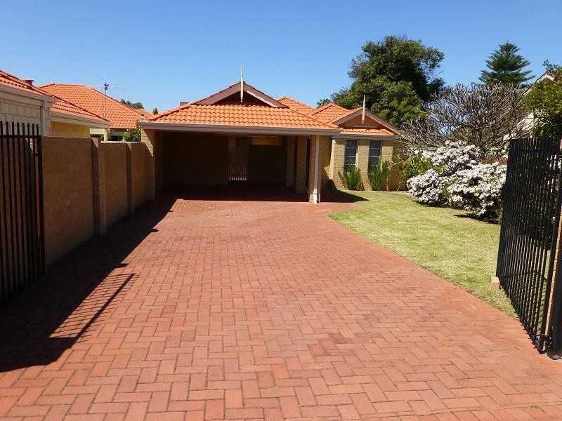 8 Ashworth Street, Cloverdale WA 6105