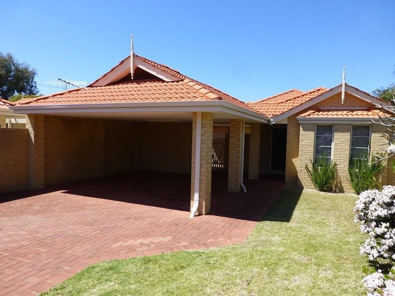 8 Ashworth Street, Cloverdale WA 6105