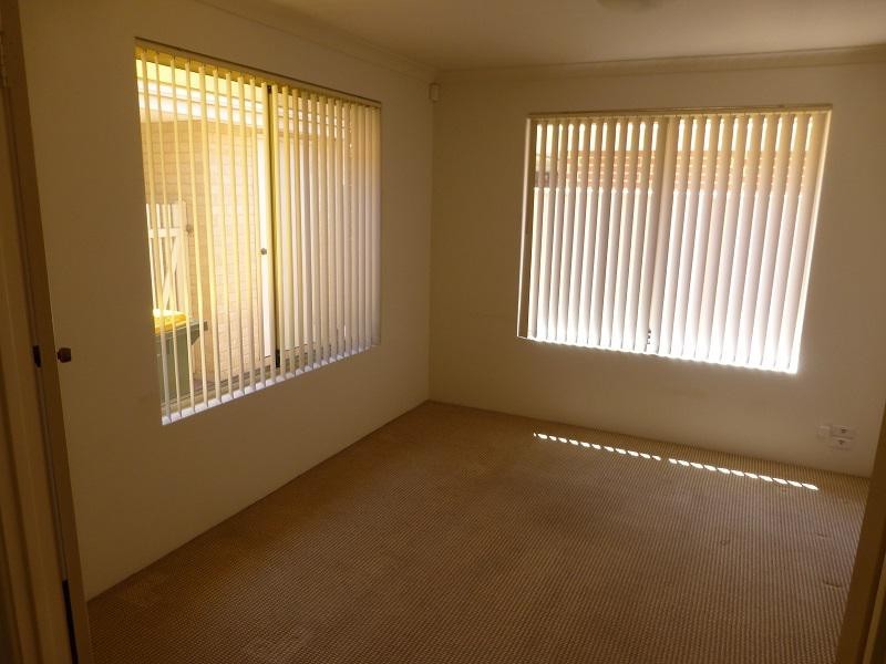 8 Ashworth Street, Cloverdale WA 6105