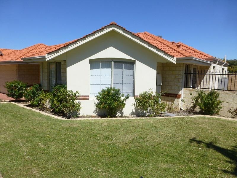 2 Finnan Street, Cloverdale WA 6105