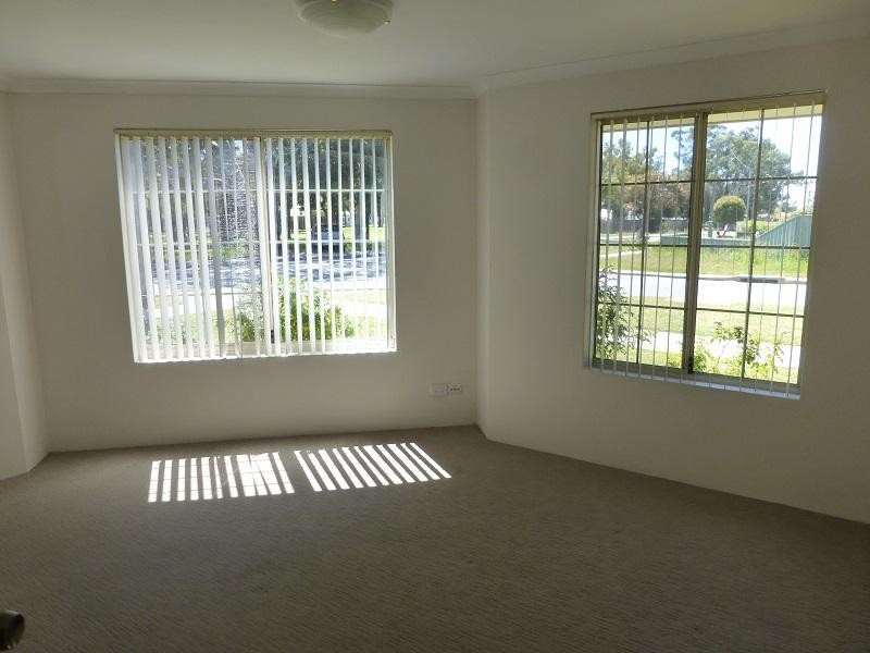 2 Finnan Street, Cloverdale WA 6105