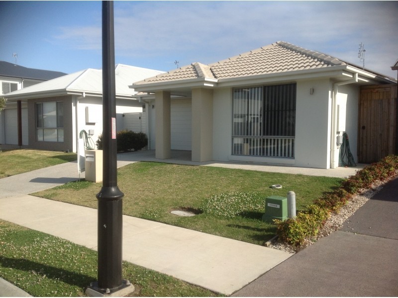 7 Cobia Court, Mountain Creek QLD 4557