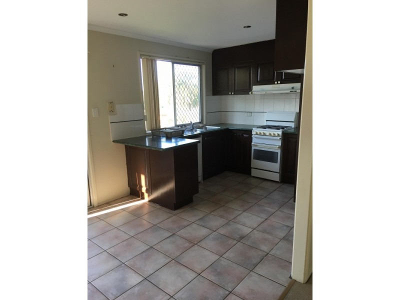 35 Langlo Street, Riverhills QLD 4074