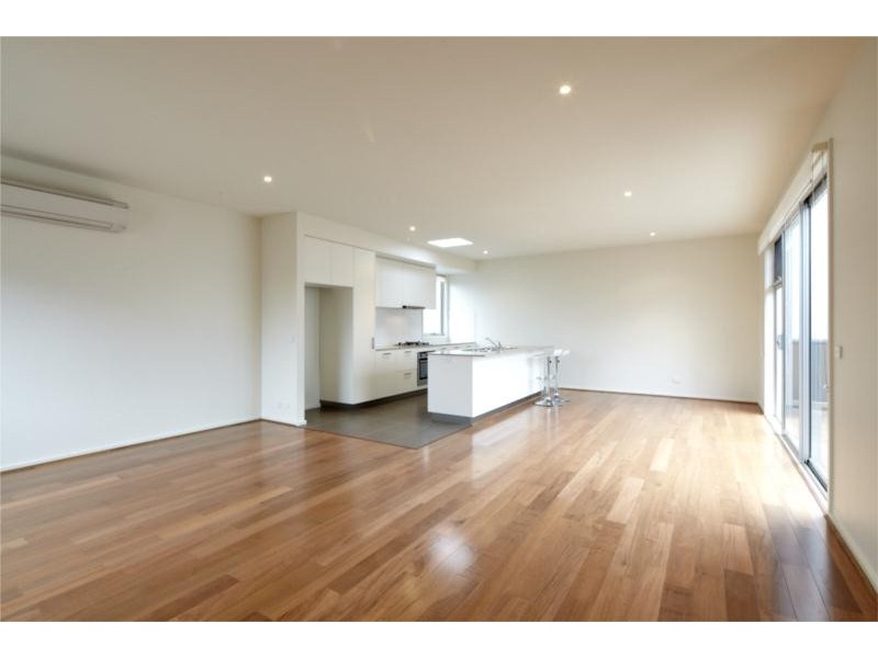11 Harrys Lane, Clifton Hill VIC 3068
