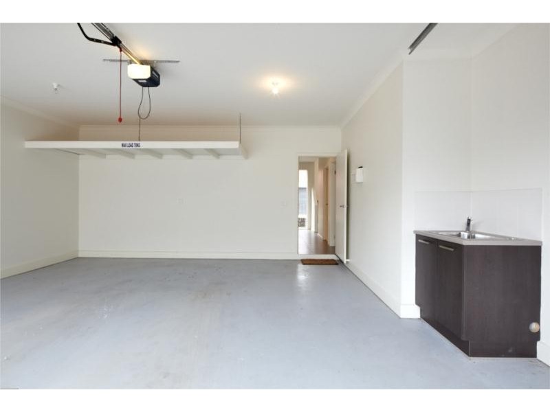 11 Harrys Lane, Clifton Hill VIC 3068