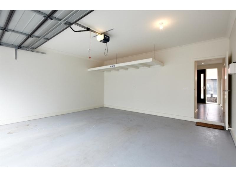 11 Harrys Lane, Clifton Hill VIC 3068