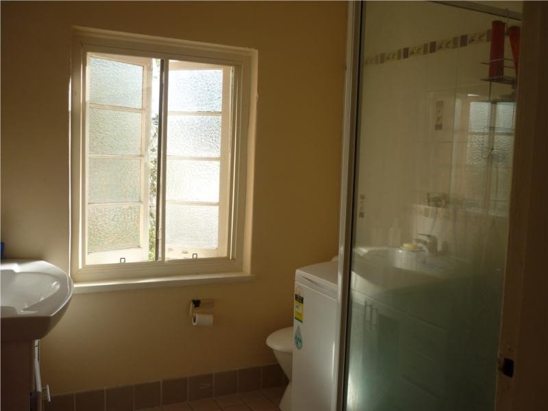 1/14 Blackheath Road, Oxley QLD 4075