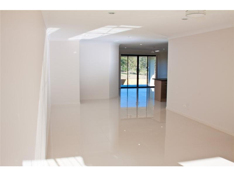 27 Navickas Cct, Redbank Plains QLD 4301