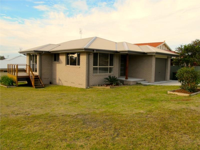 1 Leslie Place, South West Rocks NSW 2431