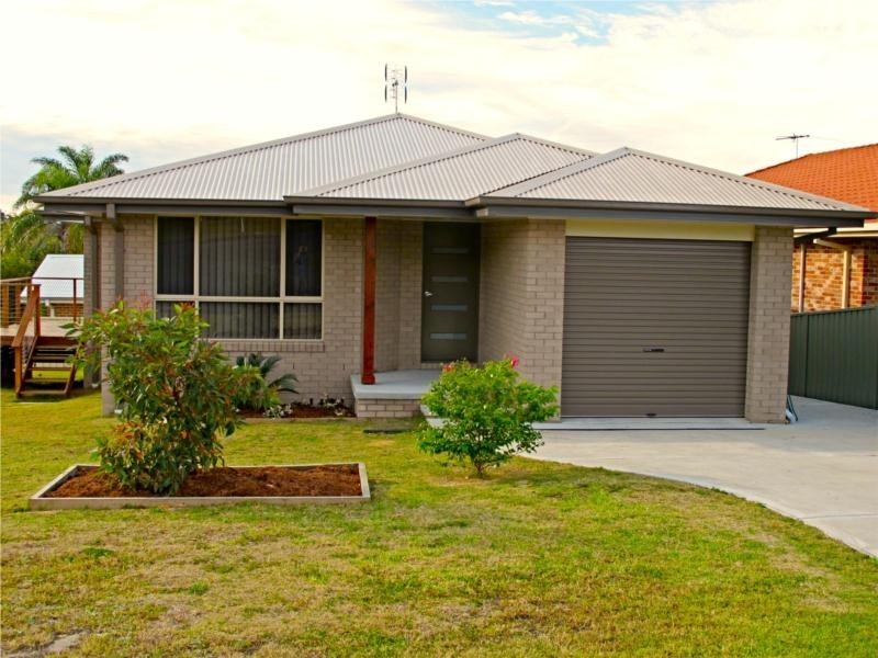 1 Leslie Place, South West Rocks NSW 2431