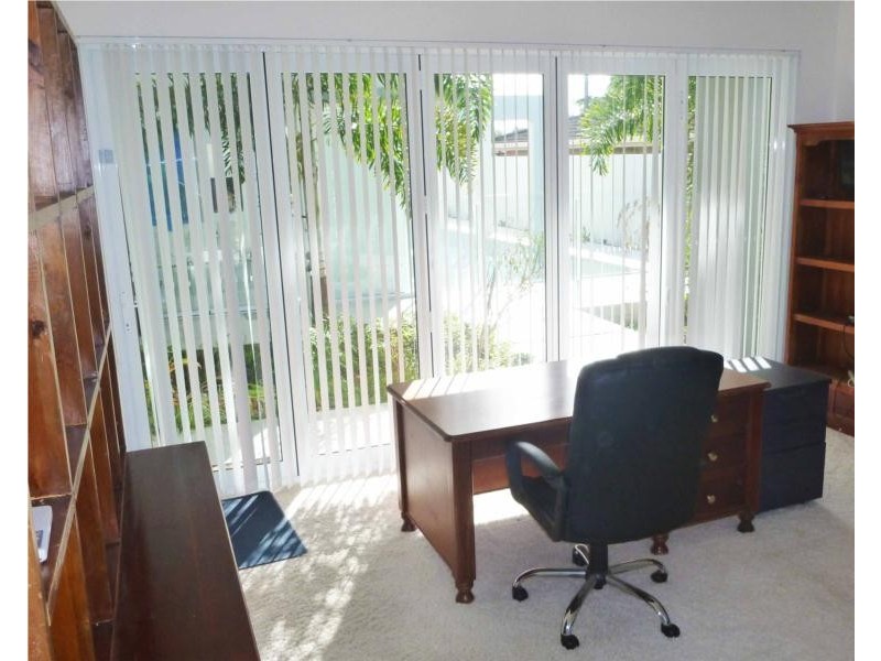 49 Beverly Crescent, Broadbeach QLD 4218