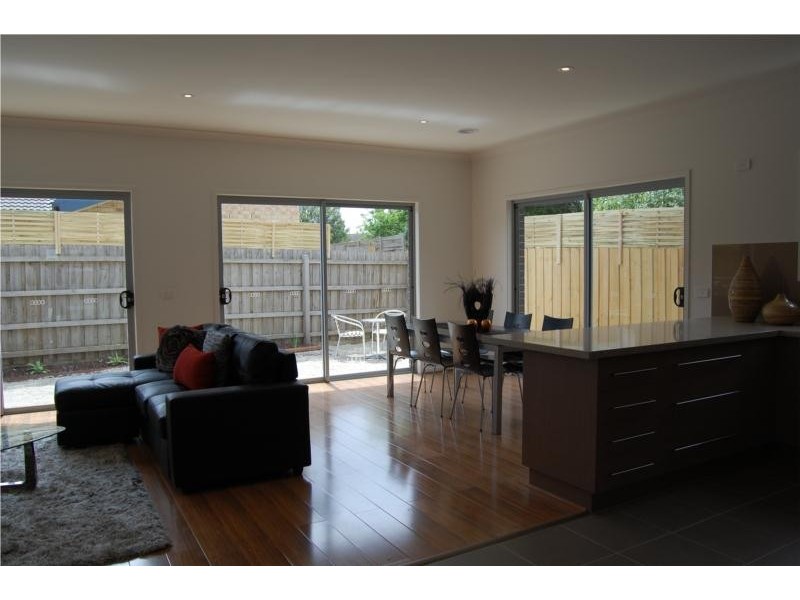 4 Howden cresent, Braybrook VIC 3019