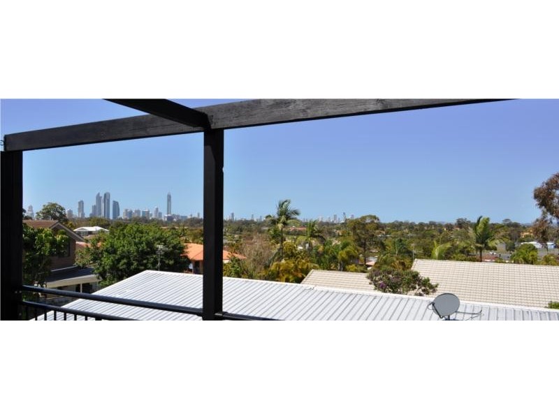 27 Wardoo Street, Ashmore QLD 4214