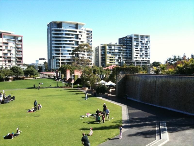 7 Parkland Boulevard, Brisbane QLD 4000