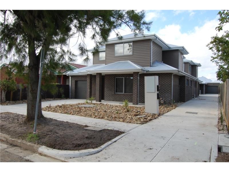 3/12 Gunnedah street, Sunshine VIC 3020