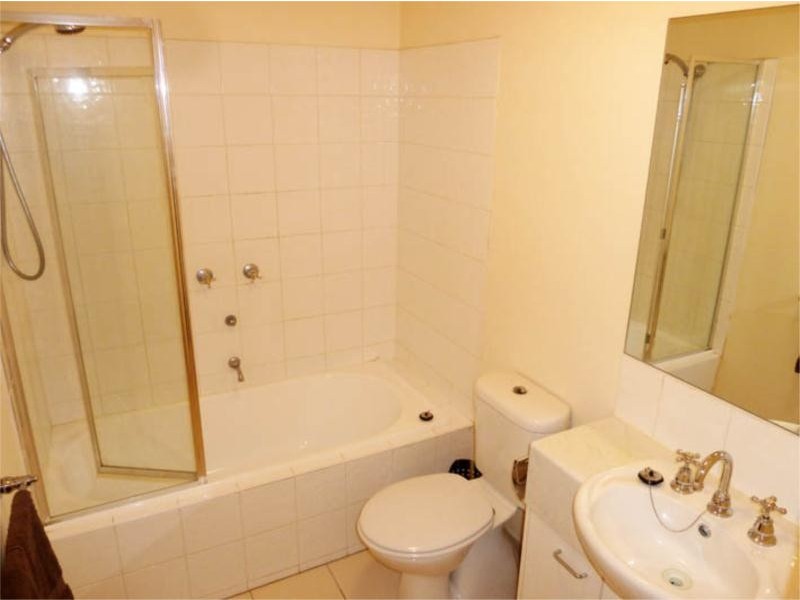 1203/455 Elizabeth Street, Melbourne VIC 3000