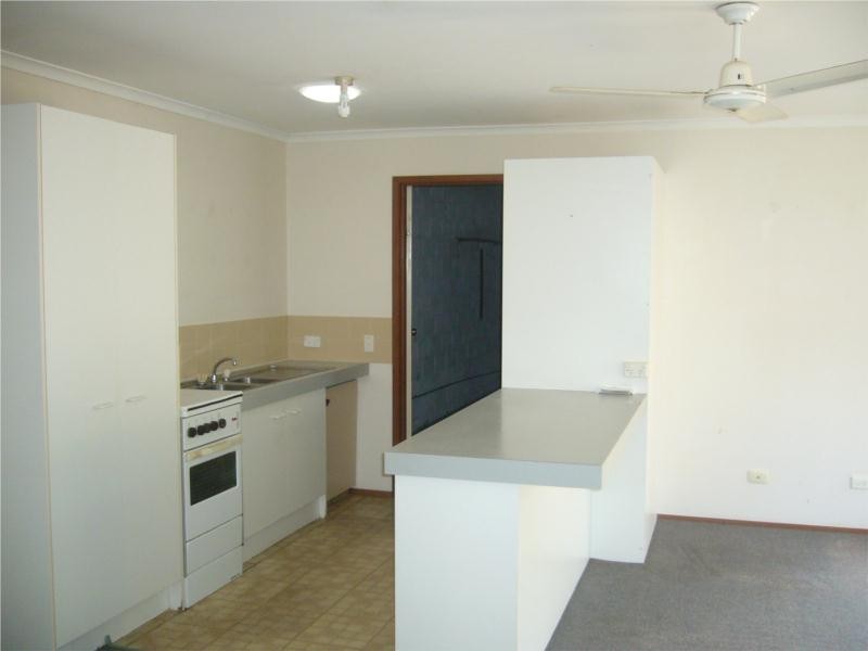 2/58 Botanical Drive, Labrador QLD 4215