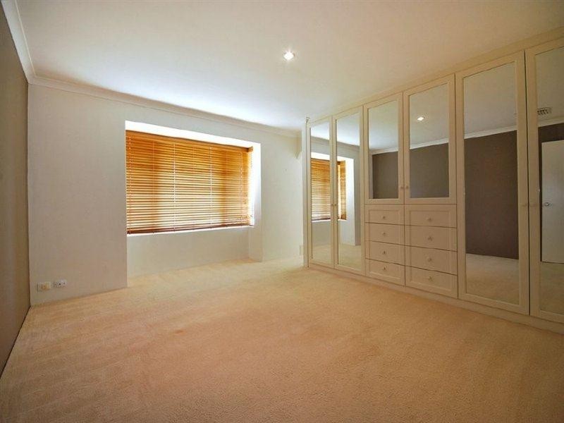 32 Marriot Turn, Currambine WA 6028