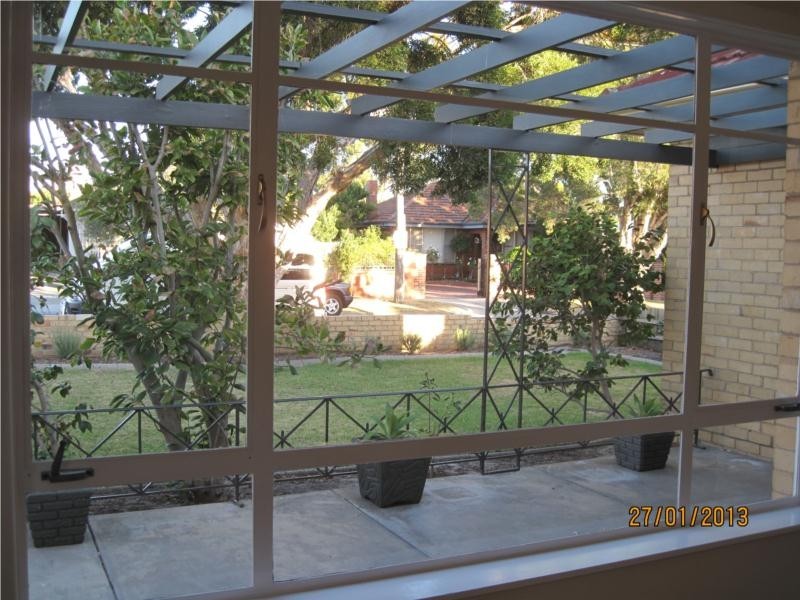 79 Spring Road, Hampton East VIC 3188