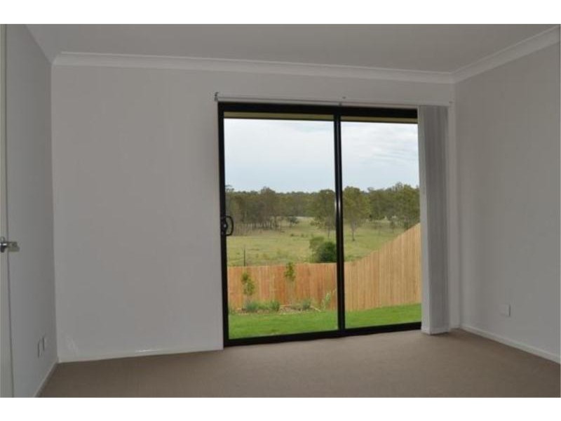 29 Navickas Cct, Redbank Plains QLD 4301