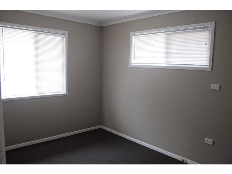 64 Rowbotham St, Rangeville QLD 4350