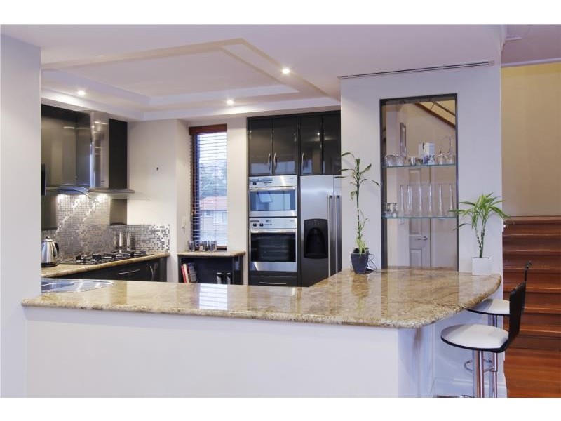 2A Eileen Street, Cottesloe WA 6011