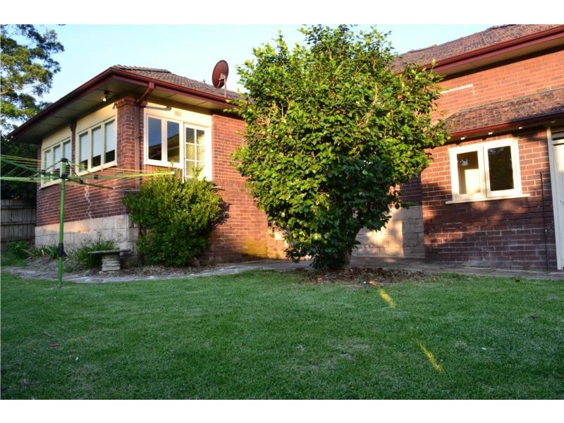 14 Pennant Hills Road, Wahroonga NSW 2076