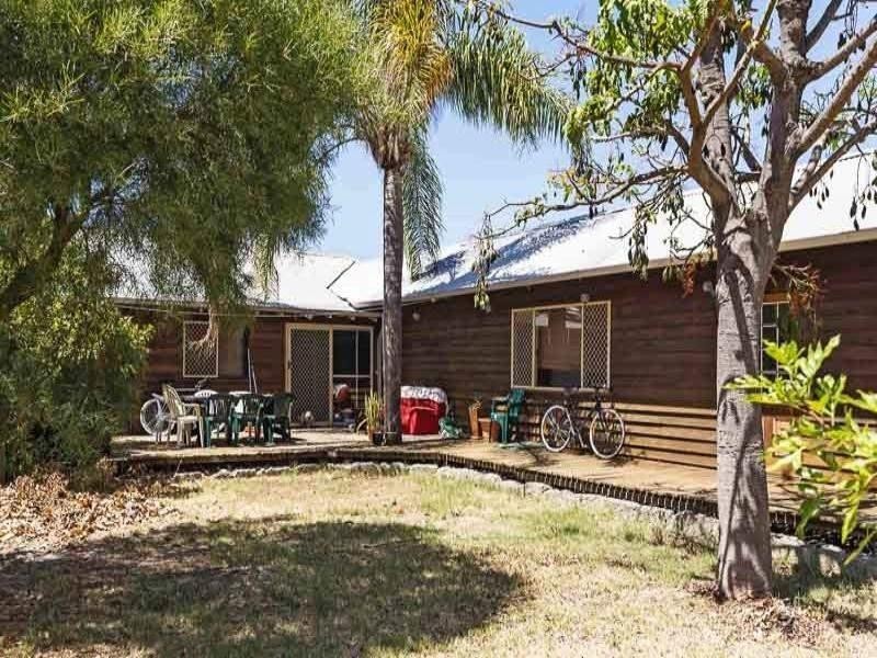 34 Gilbert Street, Bayswater WA 6053