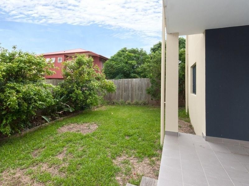 2/116 Chaucer Street, Moorooka QLD 4105