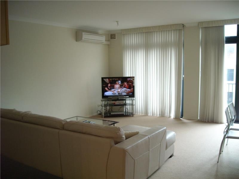 2/11 Brigid Rd, Subiaco WA 6008