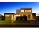 9 Royal Albert Crescent, Sovereign Islands QLD 4216