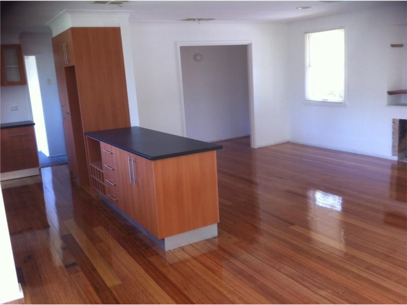 10 Kent Close, Blackburn North VIC 3130