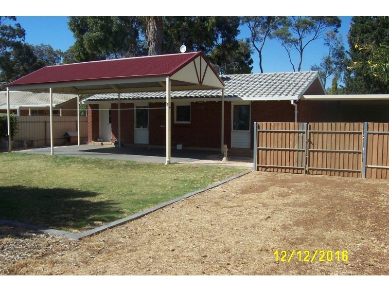 8 Rayner Court, Para Hills West SA 5096