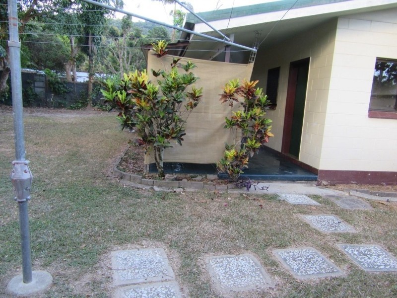 2/10 Lomond Close, Edge Hill QLD 4870
